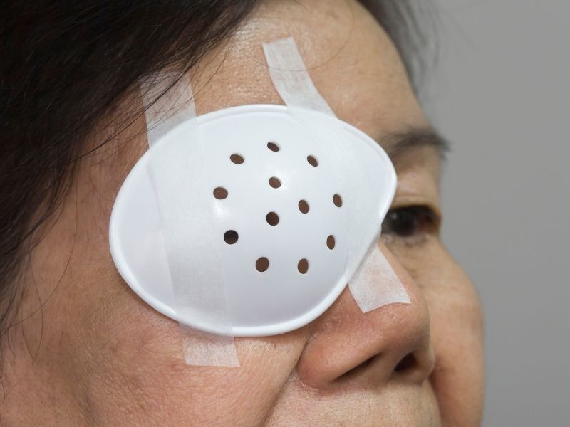 katarakt-ameliyati-1