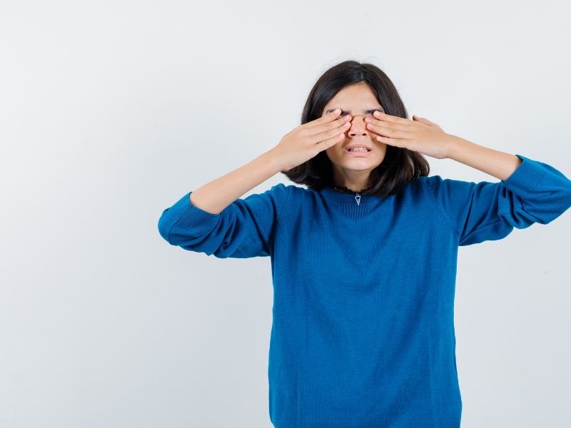 gozde-ucusan-cisimler-ne-zaman-tehlikelidir