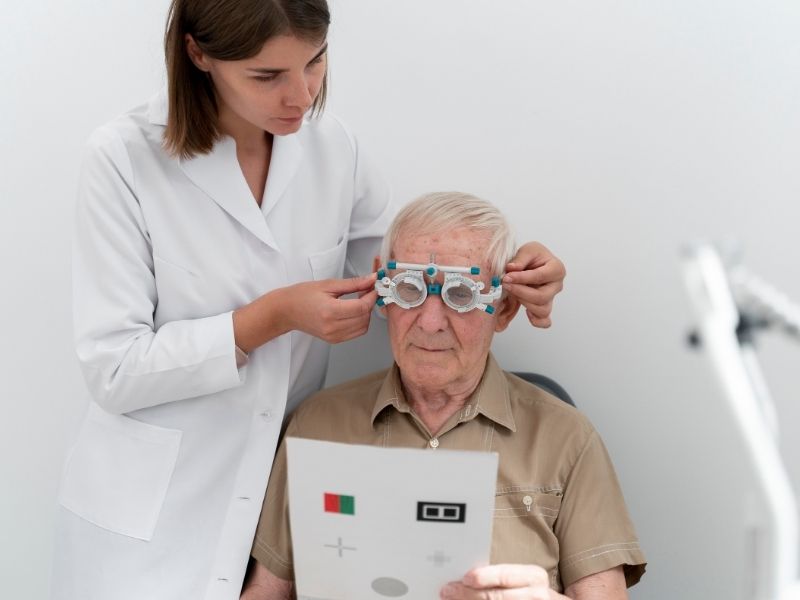 katarakt-ameliyati-sonrasi-damla-kullanimi-nasil-olmalidir